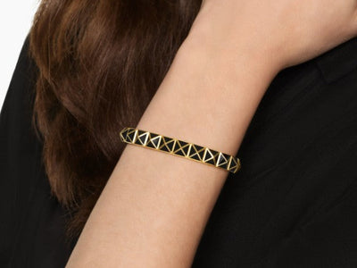 Discover Your Unique Style with Onyx Bracelets