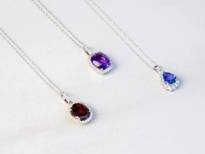 Your Guide to Pendant Necklace Shopping