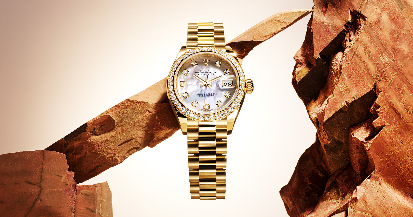 Rolex Lady-Datejust in Yellow Gold with Diamonds on Rocks