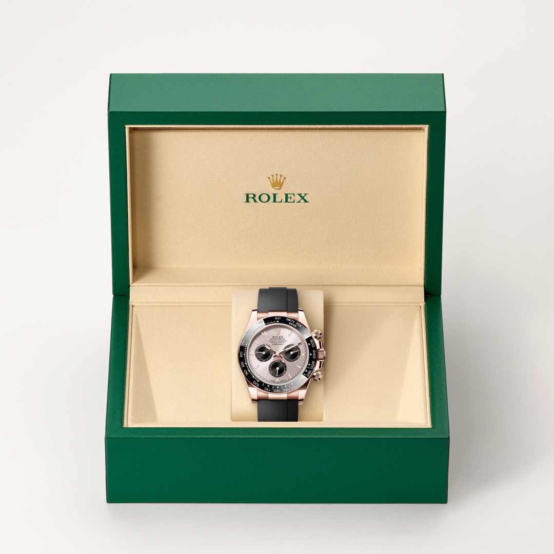 Rolex Cosmograph Daytona in 18 kt Everose gold, M126515LN-0006