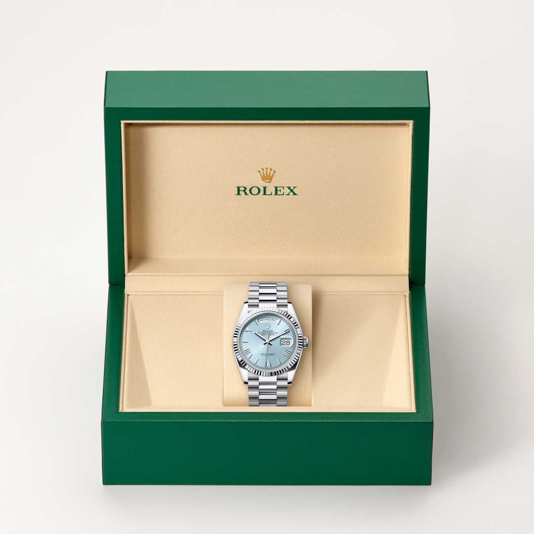 ROLEX 純正BOX Rolex Day-Date in Platinum, M128236-0018