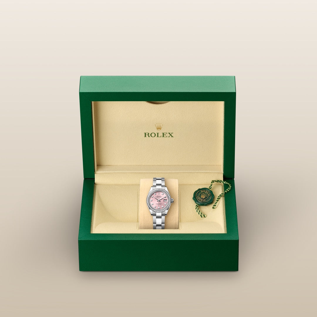＜非売品＞ROLEX レザー製トレイ アイボリー/ラベンダー2個セットBOX付き 非売品＞ROLEX レザー製トレイ アイボリー/ラベンダー2個セット