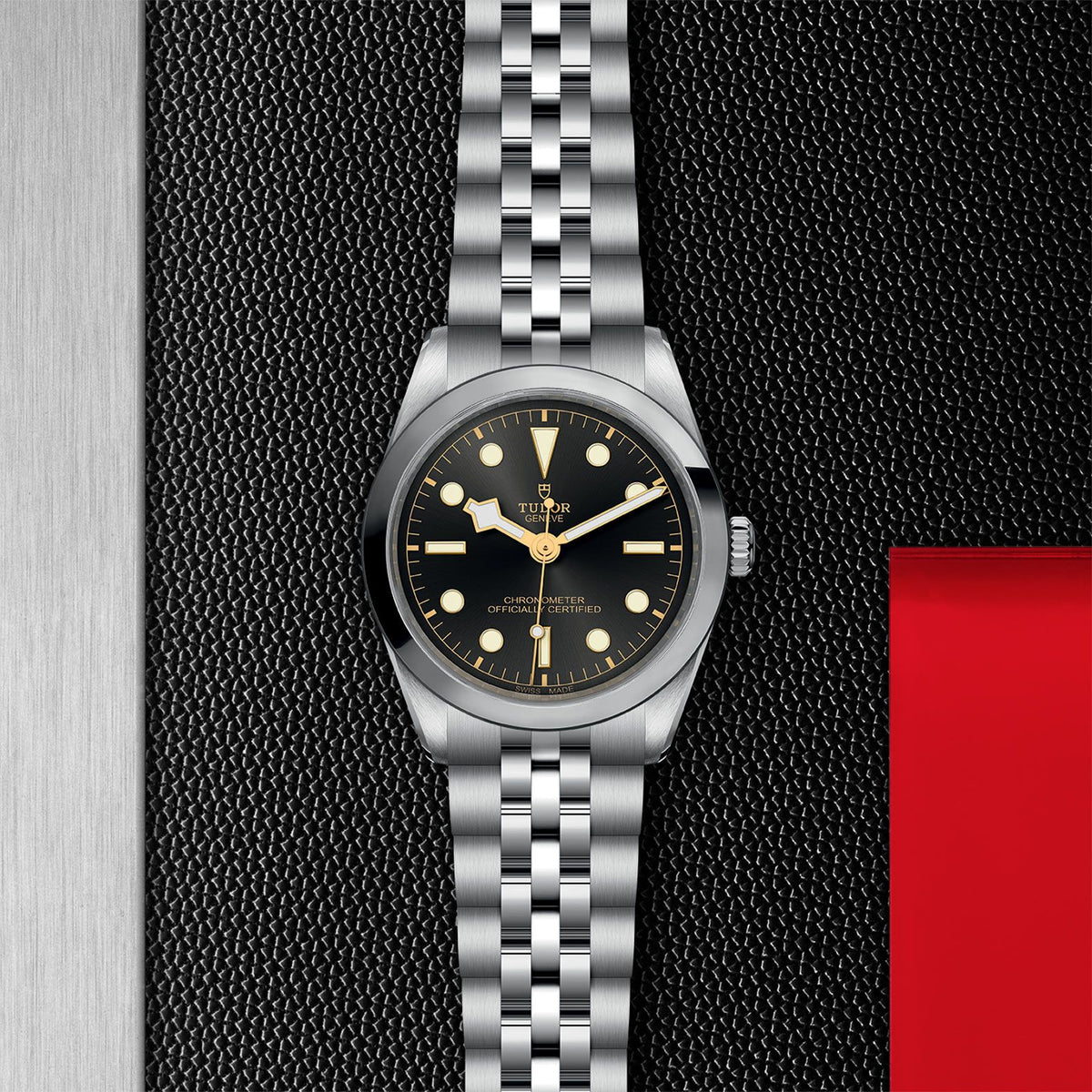 TUDOR black bay 36 黒文字盤 TUDOR Black Bay 36 - M79640-0001 - 4,640 USD – The Watch Pages