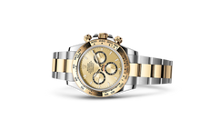 Cosmograph Daytona, Oyster, 40 mm, Oystersteel and yellow gold Laying Down
