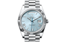 Day-Date 40, Oyster, 40 mm, platinum Front Facing