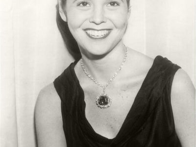 Your Guide to Vintage-Style Rings