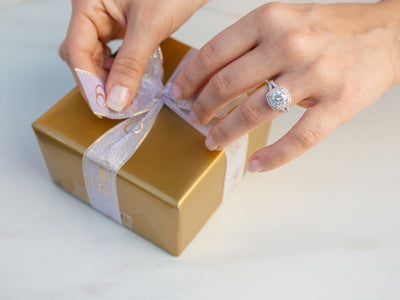 Your Guide to Birthday Jewelry Gifts for Her