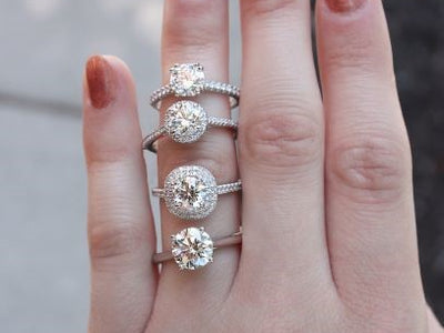 Picking the Perfect Engagement Ring Setting