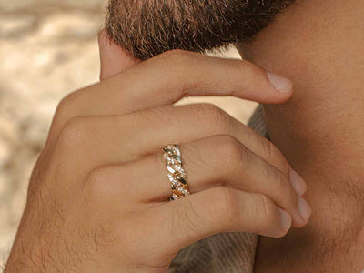 How to Shop for the Men’s Diamond Wedding Band of His Dreams