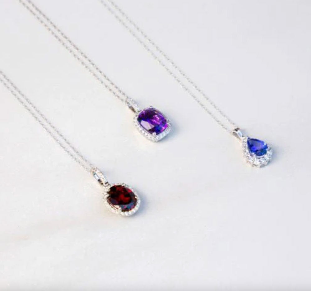 Gemstone pendant necklaces