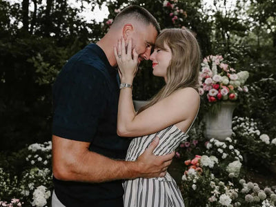 Forget About Paper Rings: We Want Taylor Swift’s Old Mine Cut Diamond!