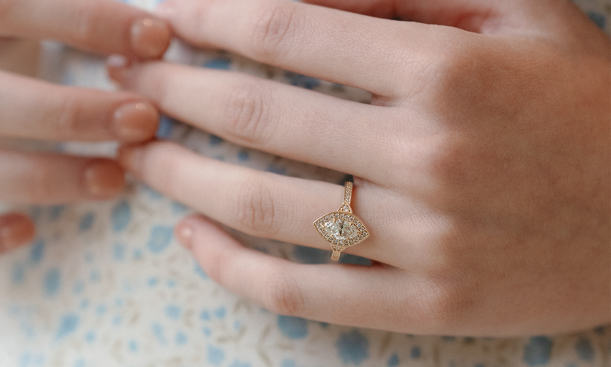 How to Find the Vintage Engagement Ring Style of Your Dreams