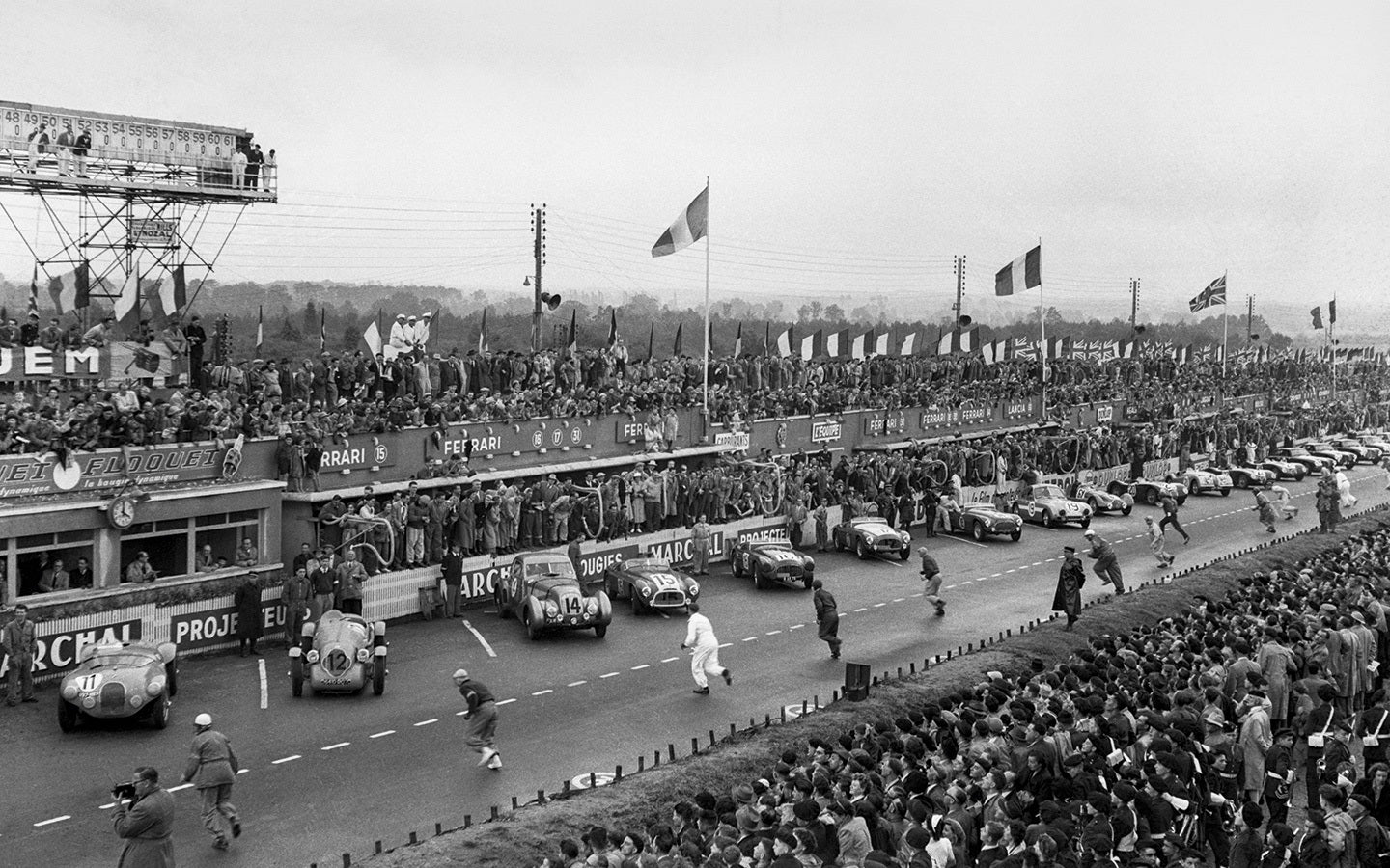 Vintage Photo of Racers at the French Motorsport Event, Le Mans