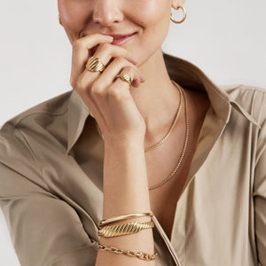 Cable Spira® Hoop Earrings in 18K Yellow Gold (Image 4)
