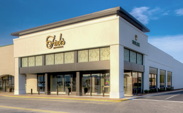 Fink's Jewelers on Laskin Road, Virginia Beach, Virginia