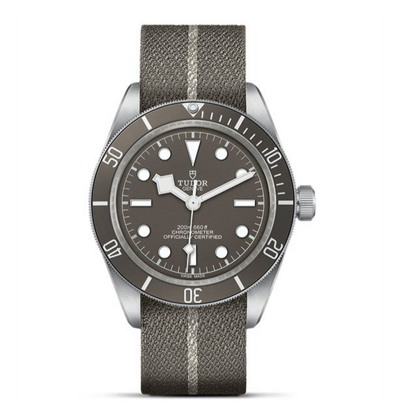 TUDOR Black Bay Fifty-Eight 58 純正メタルブレス TUDOR Black Bay Fifty-Eight Watch | M79030N-0001 | Fink's