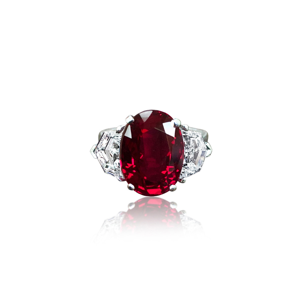 Sabel Collection Platinum Oval Thai Ruby and Shield Side Diamond Ring