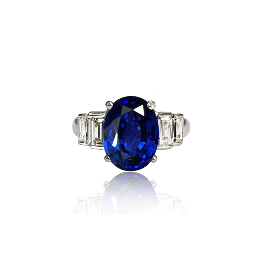 Sabel Collection Platinum Oval Sapphire and Emerald Diamond Ring