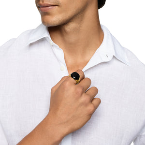 Chevron Signet Ring in 18K Yellow Gold with Black Onyx, 18mm