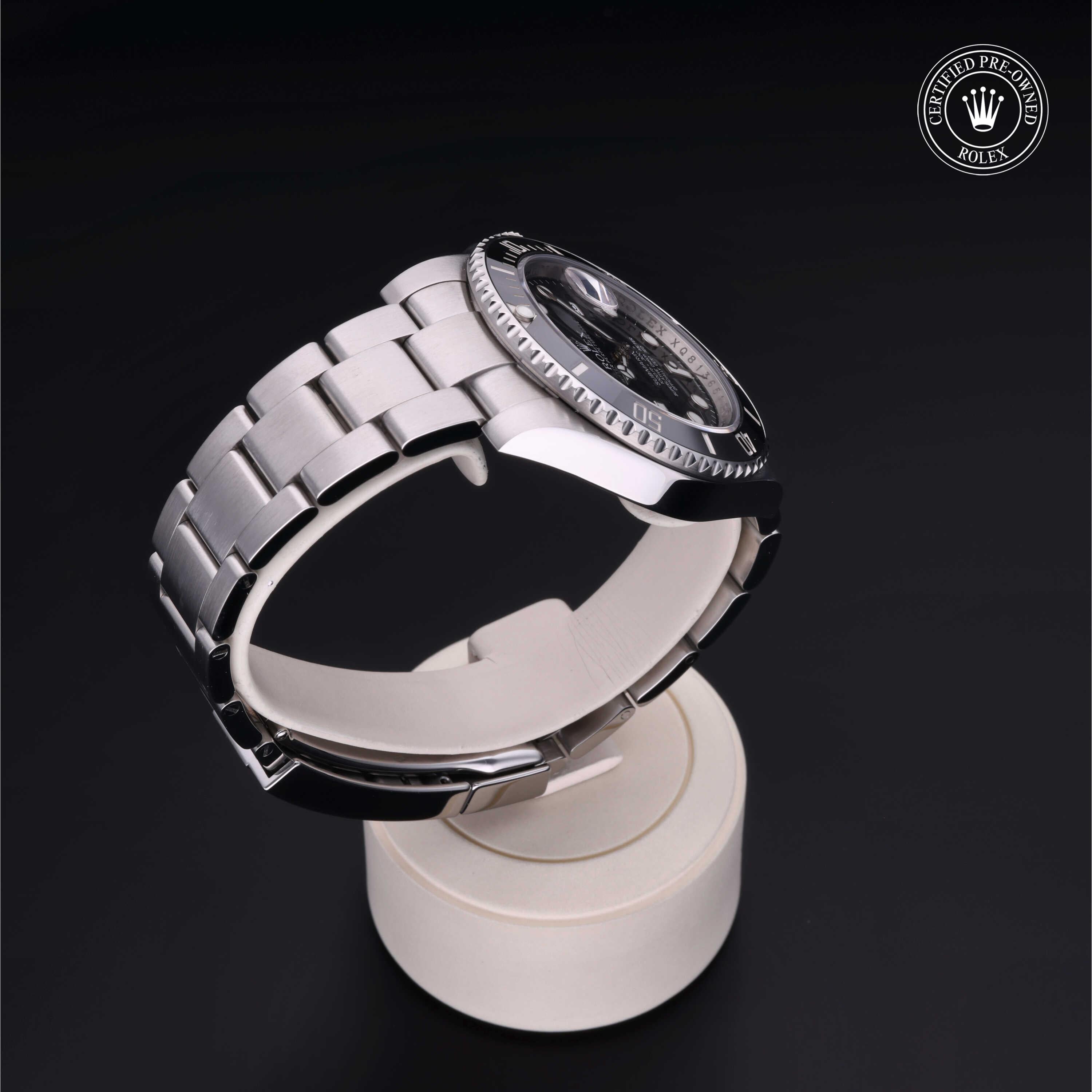 Rolex Certified Pre-Owned Submariner Date