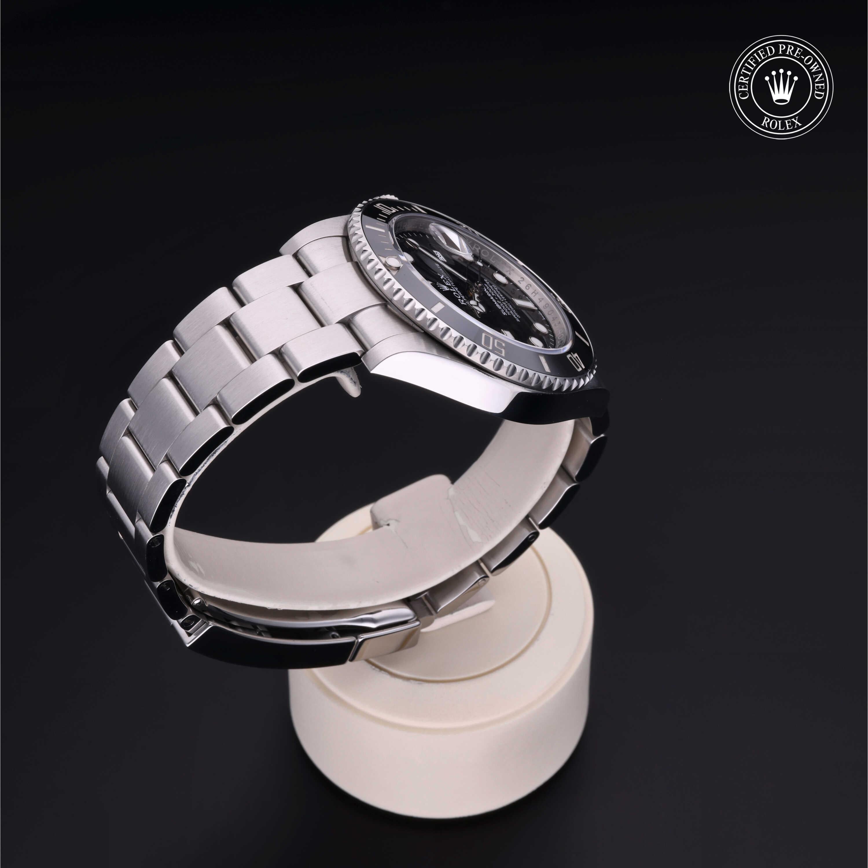 Rolex Certified Pre-Owned Submariner Date