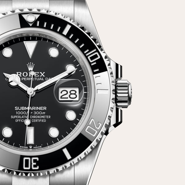 Rolex Submariner in Oystersteel, M126610LN-0001