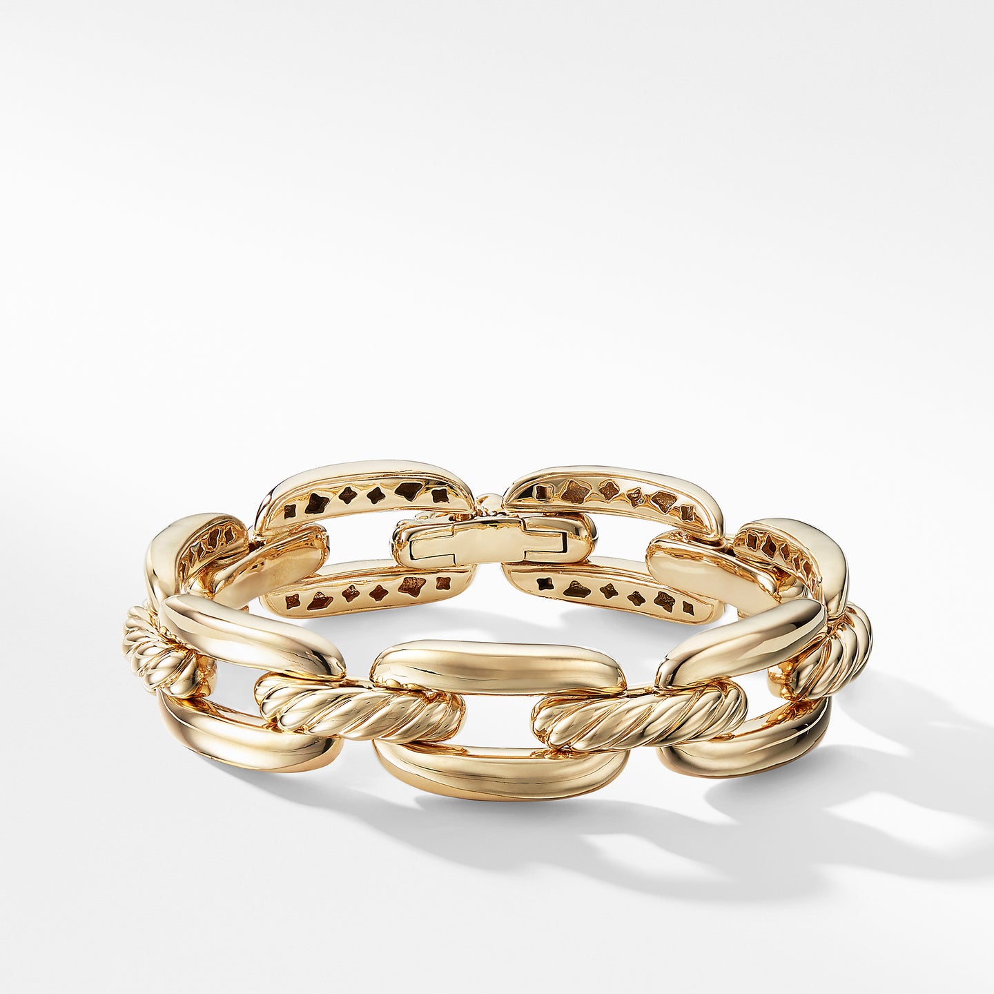 Wellesley Chain Bracelet in 18K Gold, 14mm, Size Medium