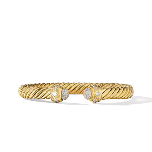 Cablespira Oval Bracelet in 18K Yellow Gold with Pavé Diamonds, Size Medium