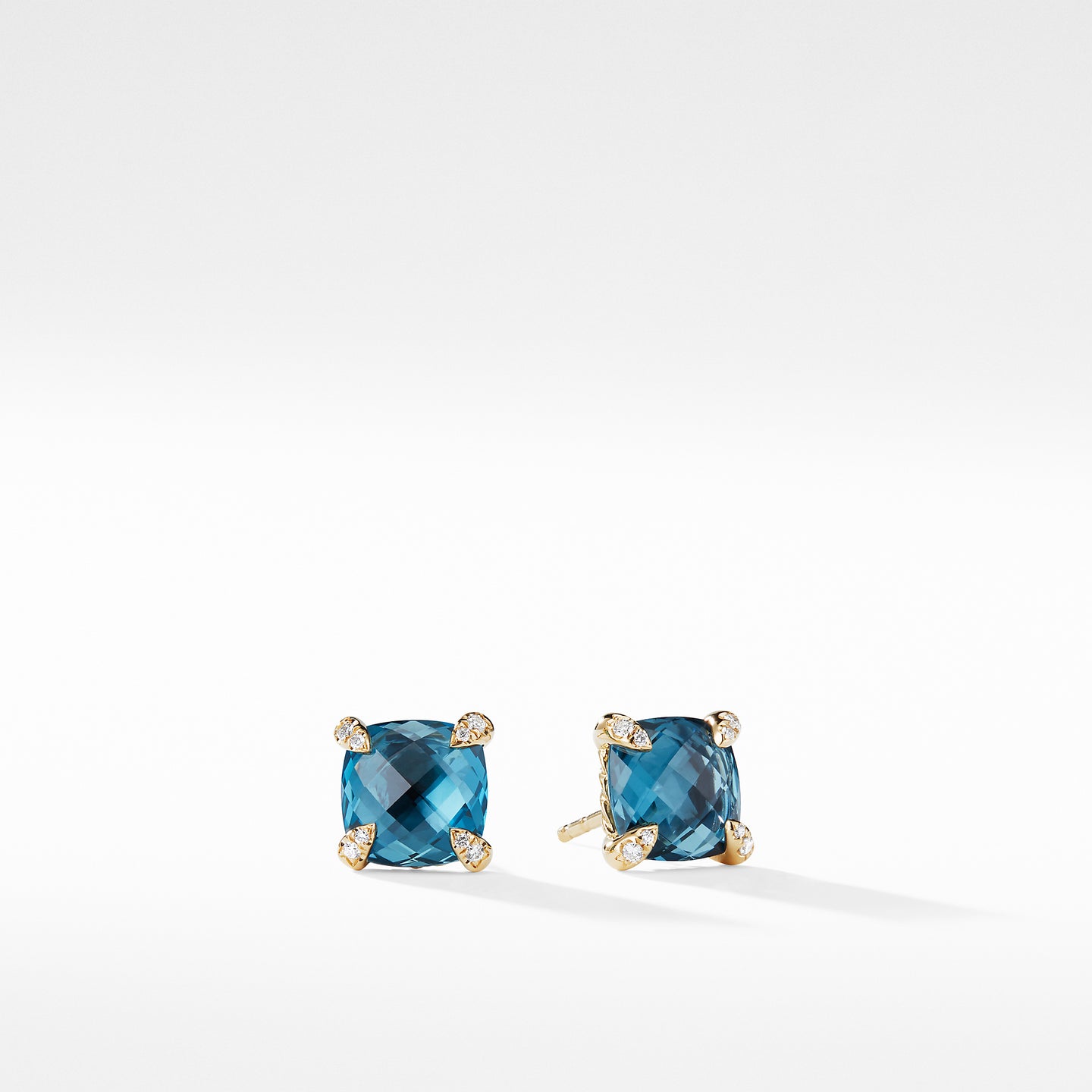 Earrings with Hampton Blue Topaz in 18K Gold