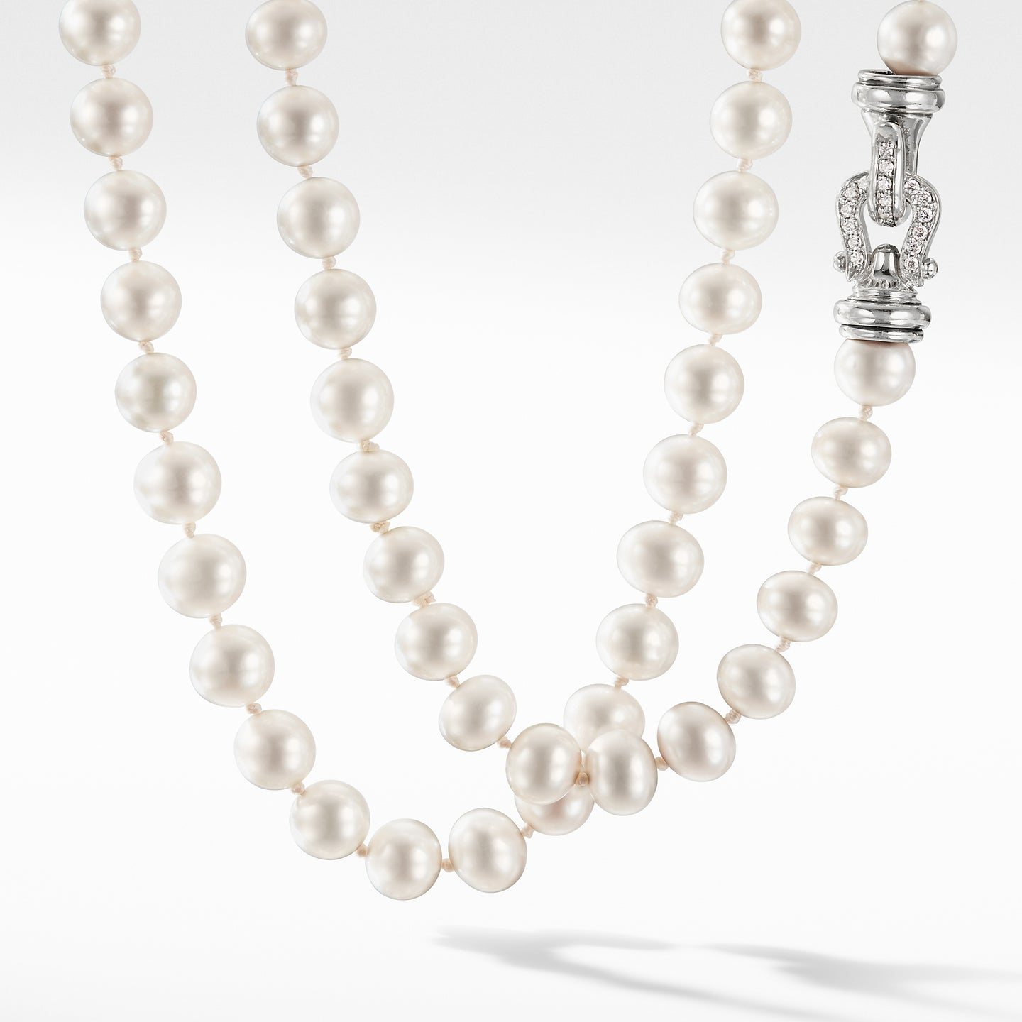 Pearl Necklace with Diamonds, 18