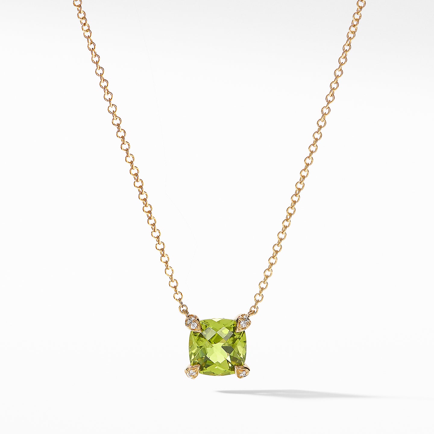 Pendant Necklace with Peridot and Diamonds in 18K Gold, 18