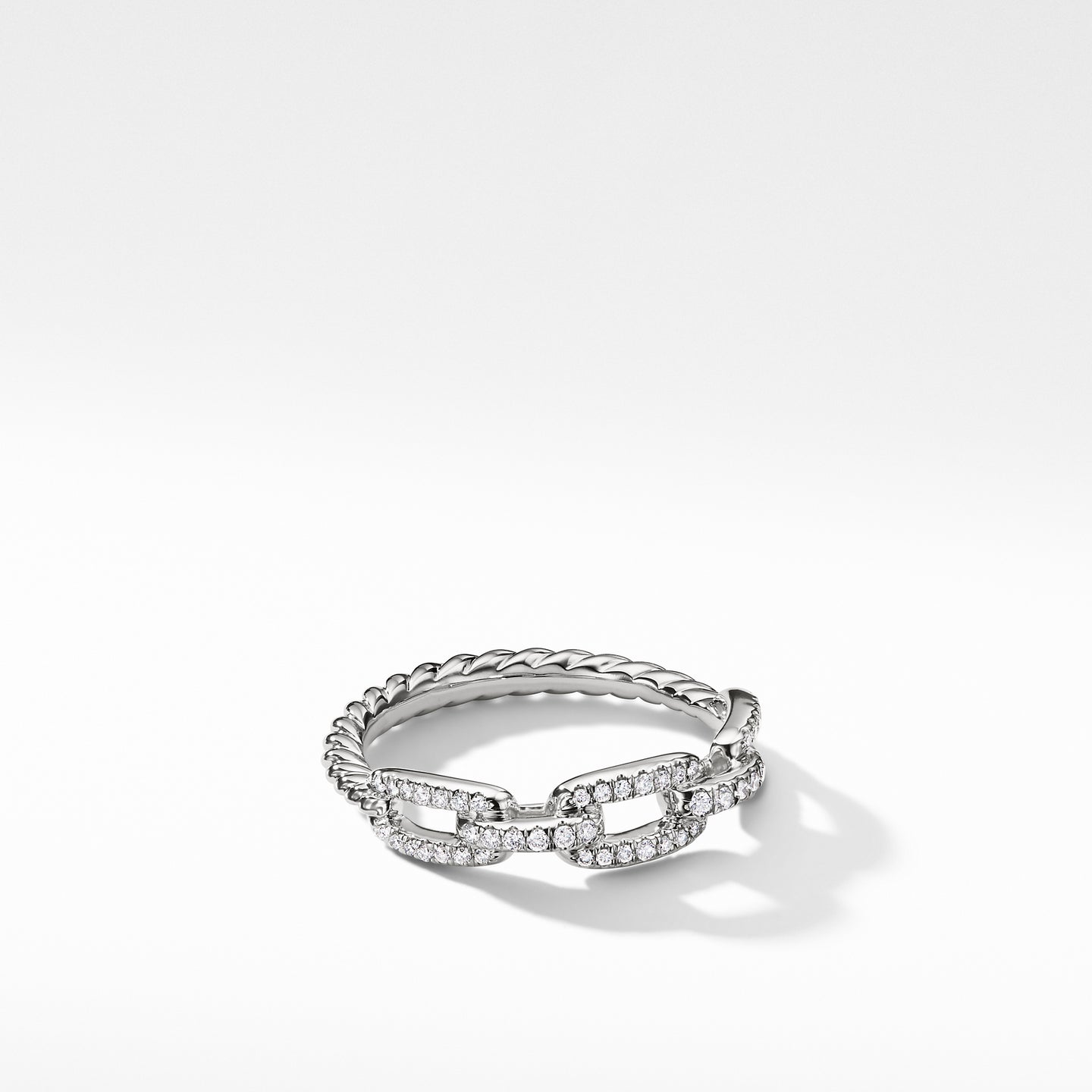 Stax Single Row Pavé Chain Link Ring with Diamonds in 18K White Gold, 4.5m, Size 7