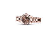 Load image into Gallery viewer, Lady-Datejust, Oyster, 28 mm, Everose gold and diamonds Laying Down