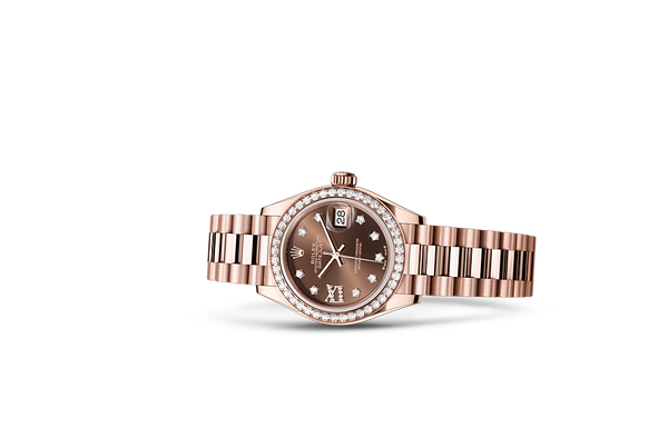 Lady-Datejust, Oyster, 28 mm, Everose gold and diamonds Laying Down