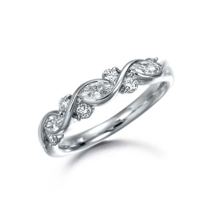 Suwa Platinum Marquise Cut Diamond Ring